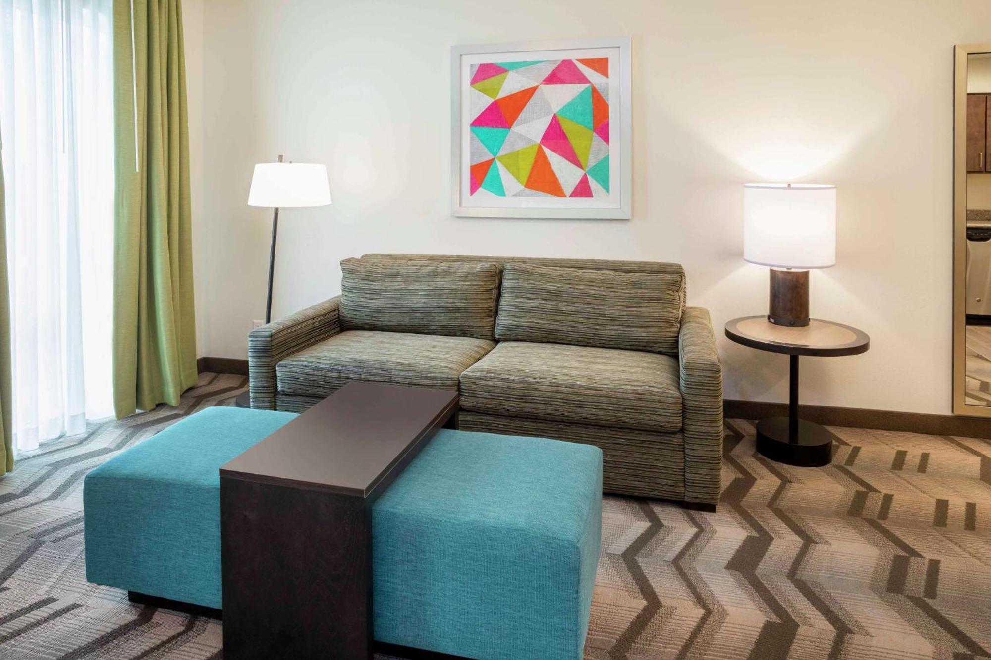 Homewood By Hilton Minneapolis Hotel